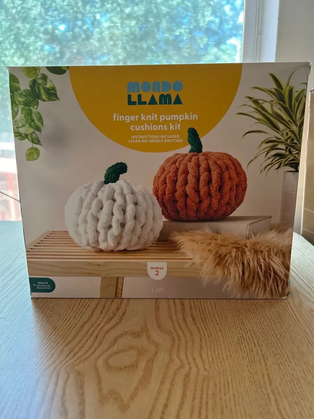 #2 New Mondo Llama Finger Knit Pumpkin Cushions Kit Makes 2 Instructions Include
